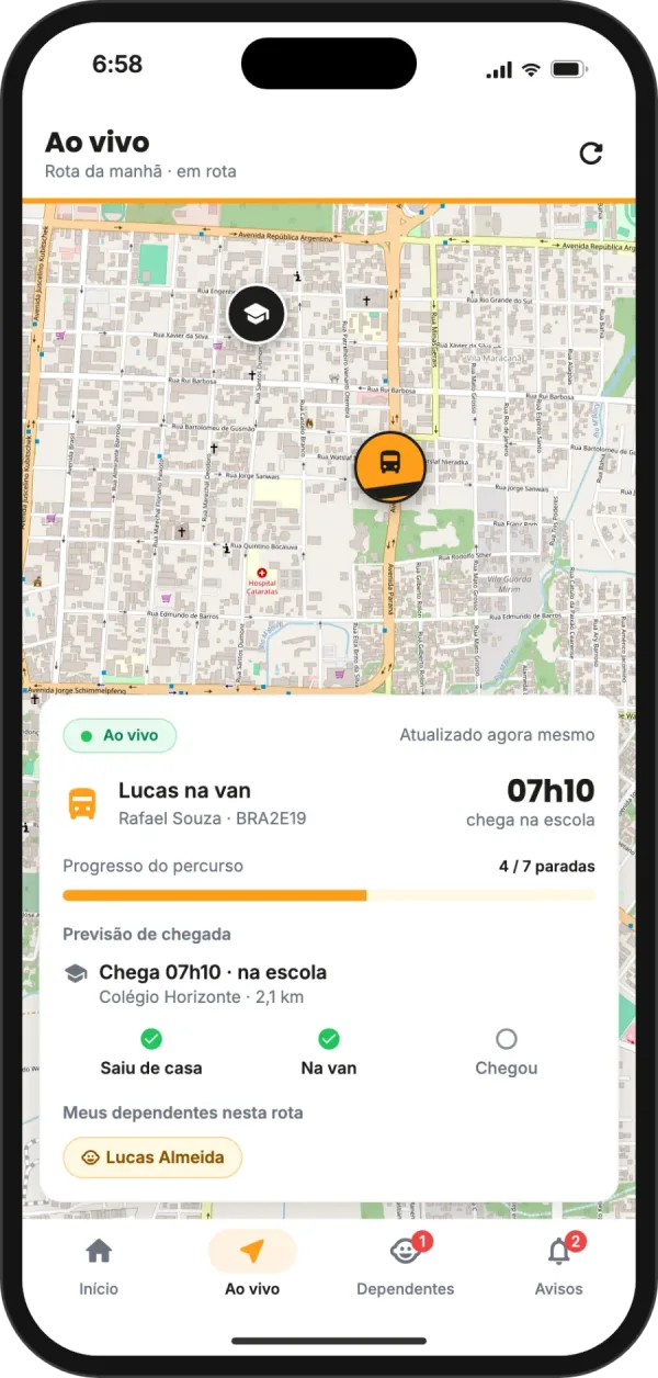Tela Ao vivo do app Faixa Amarela com a van no mapa, a previsão de chegada na escola e o progresso do percurso